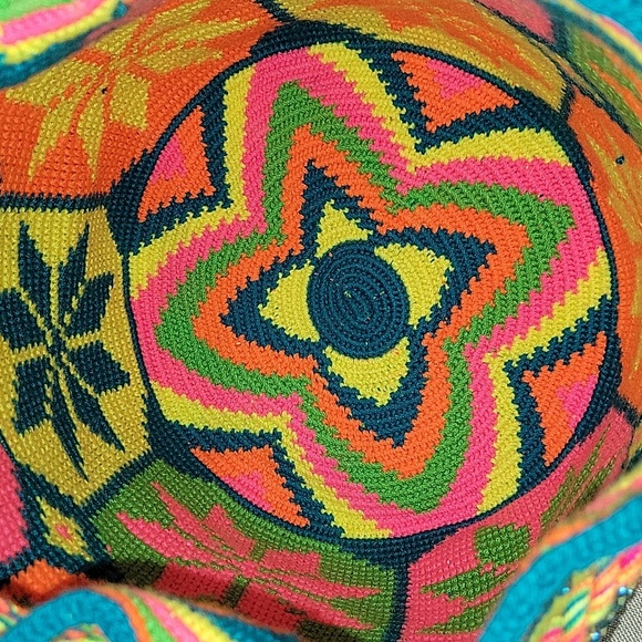 Wayuu Handmade Neon Rhinestone Drawstring Tote Shoulder Bag Purse Handbag - Picture 10 of 13